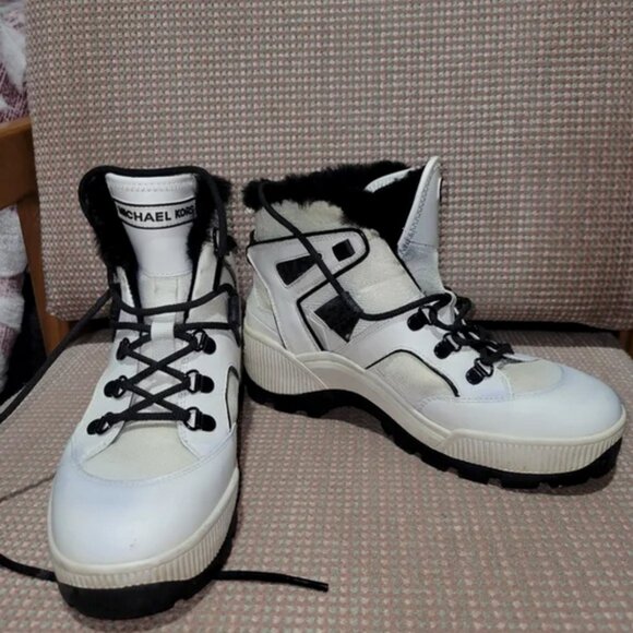 Michael Kors Leather Winter Boots - Picture 4 of 7